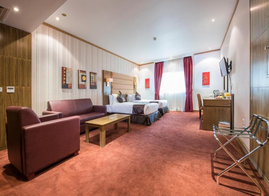 Royal Tulip Hotel (ex. Al Farej)