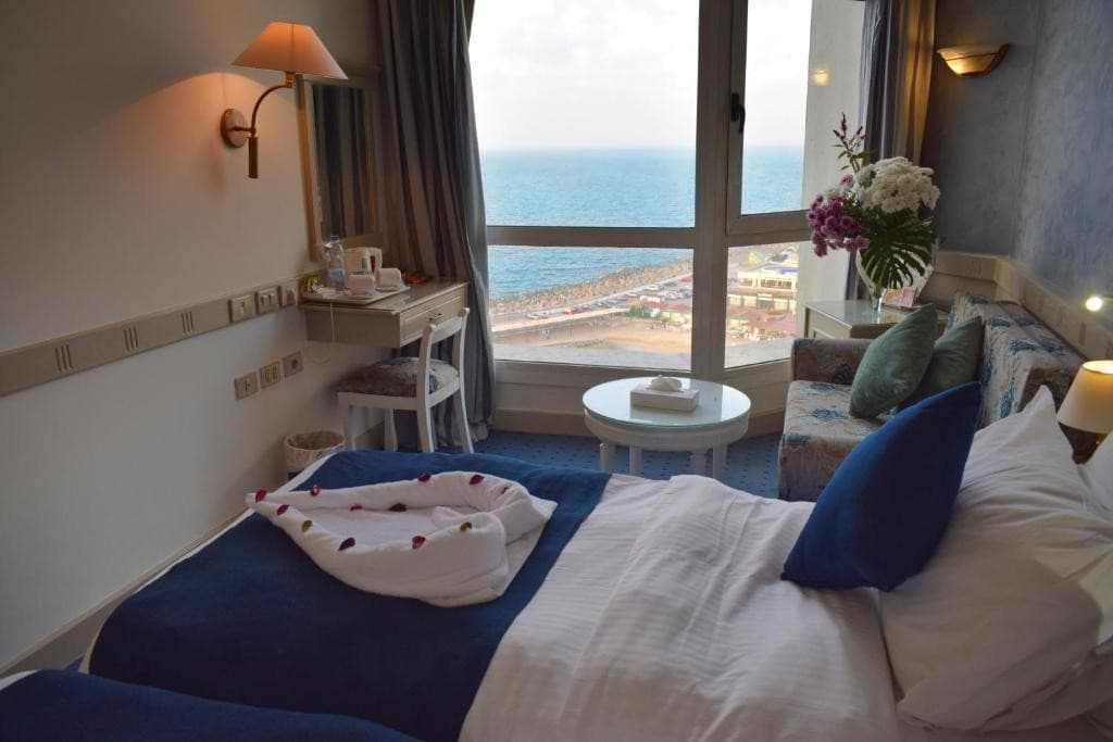 ROMANCE ALEXANDRIA HOTEL