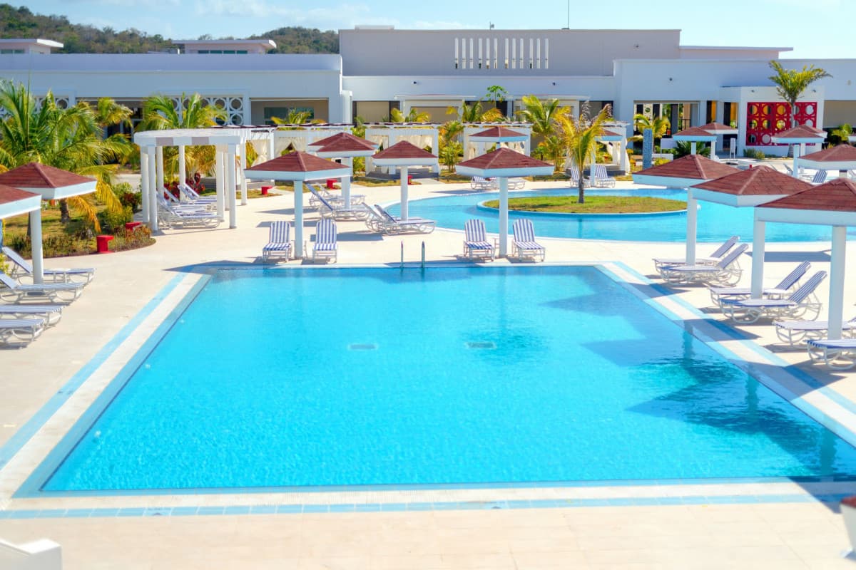GRAND MUTHU ENSENADA