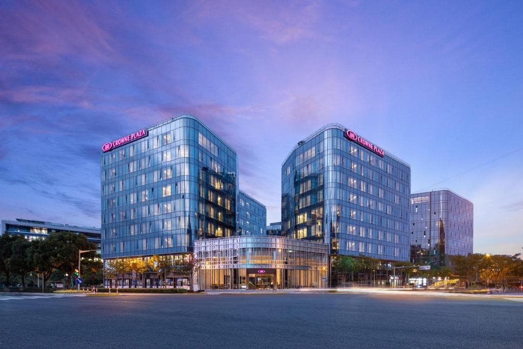 CROWNE PLAZA SHANGHAI HONGQIAO