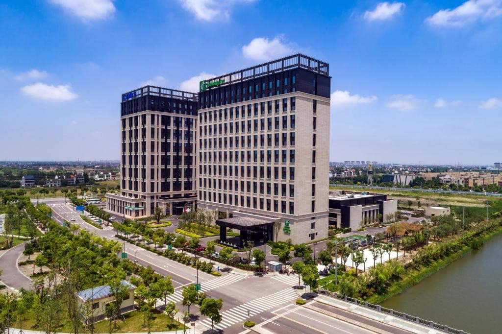 CROWNE PLAZA SHANGHAI JINSHAN