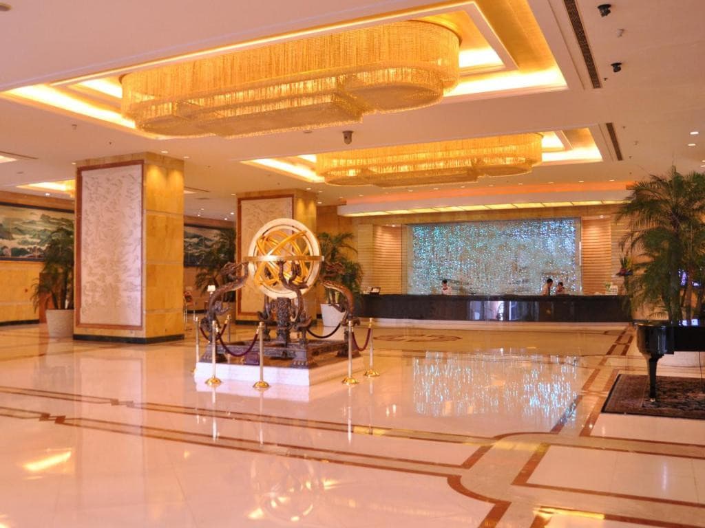 JINLING PURPLE MOUNTAIN HOTEL SHANGHAI