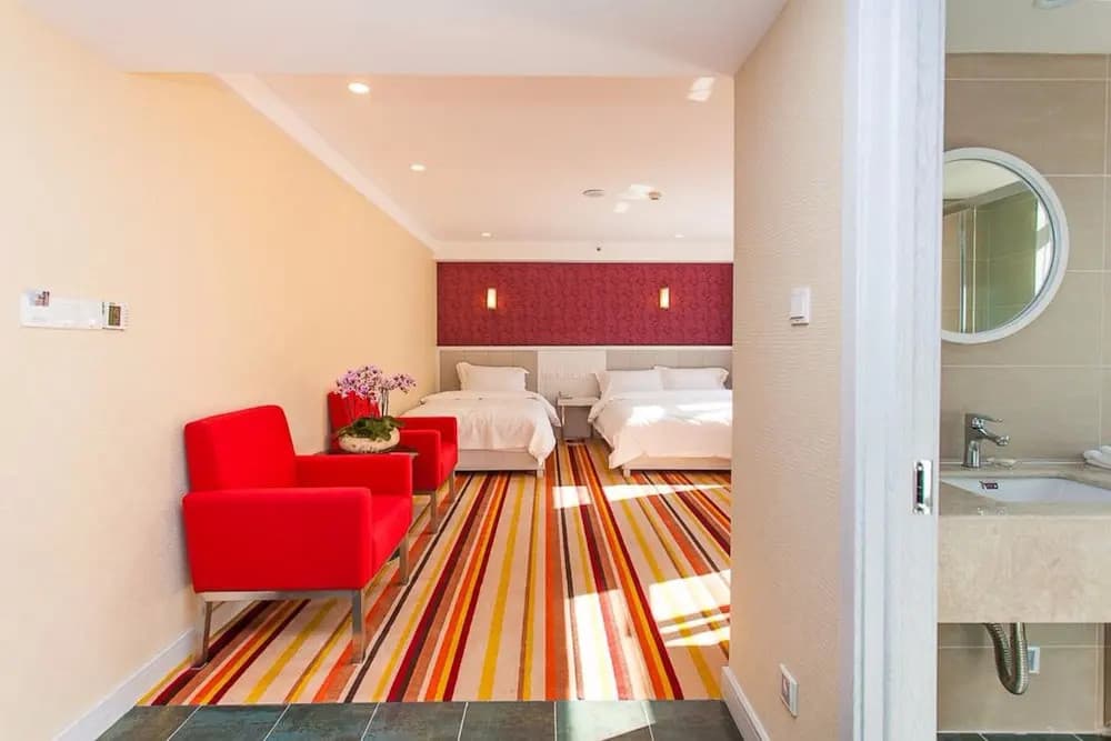 SPRING HOTEL