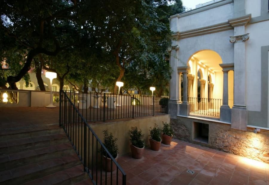 PETIT PALACE OPERA GARDEN