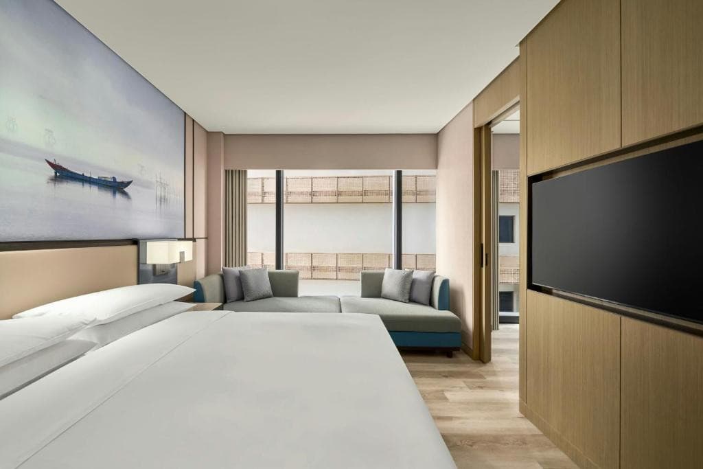 COURTYARD BY MARRIOTT DANANG HAN RIVER
