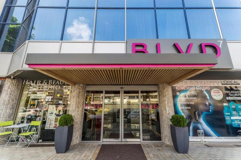 BLVD 7 