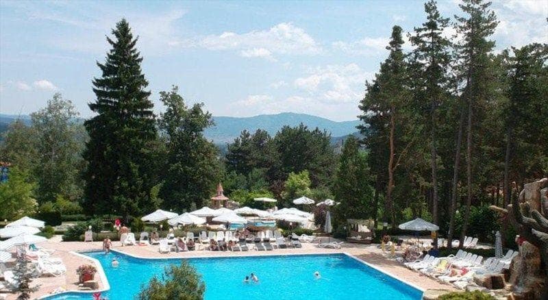 DVORETSA VELINGRAD