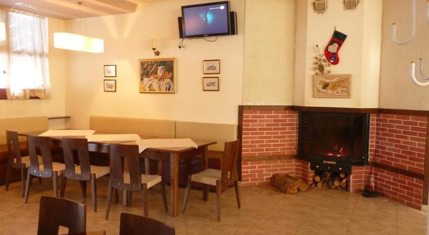 EDELWEISS INN