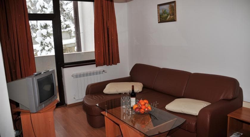 PERSEY FLORA APART (EX. FLORA RESIDENCE)