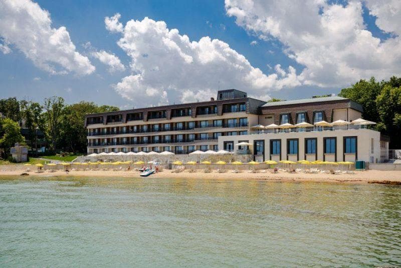 NYMPHA RIVIERA