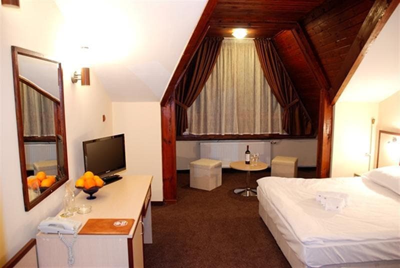 RODINA BANSKO