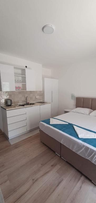 MIA GUESTHOUSE