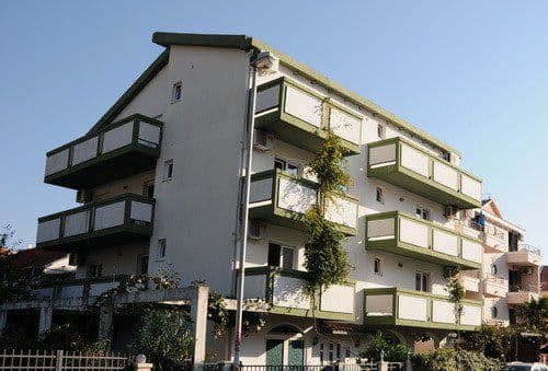 MONT APT