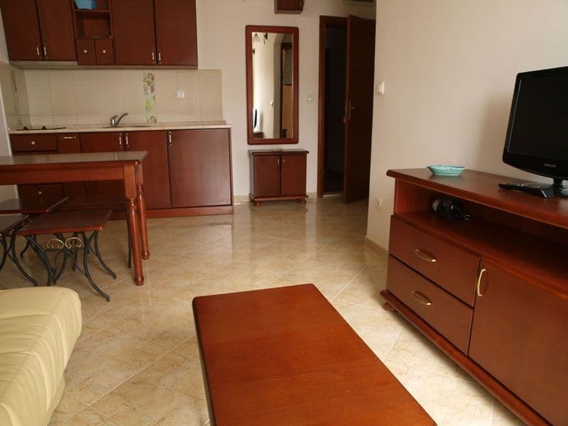 OBALA PETROVAC APT