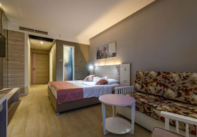 CARINE HOTEL PARK (EX. IBEROSTAR BIJELA PARK)