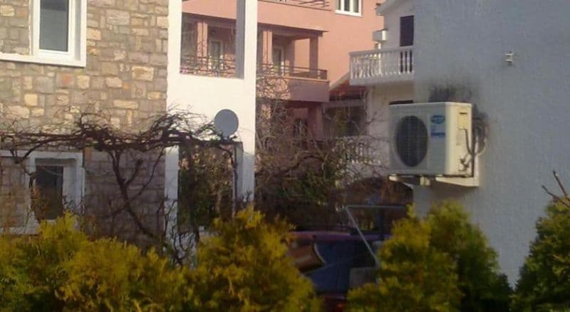 VILLA STANIVUKOVIC