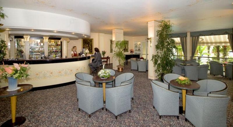 ASTORIA STRESA