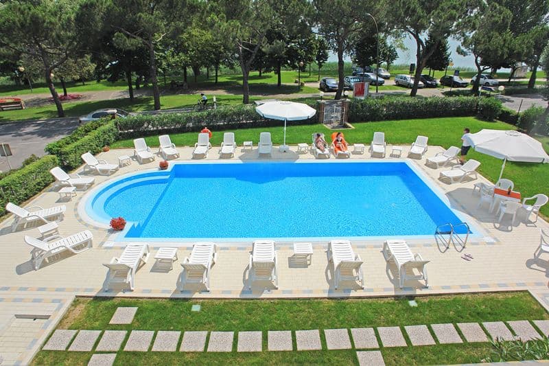 SUISSE SIRMIONE