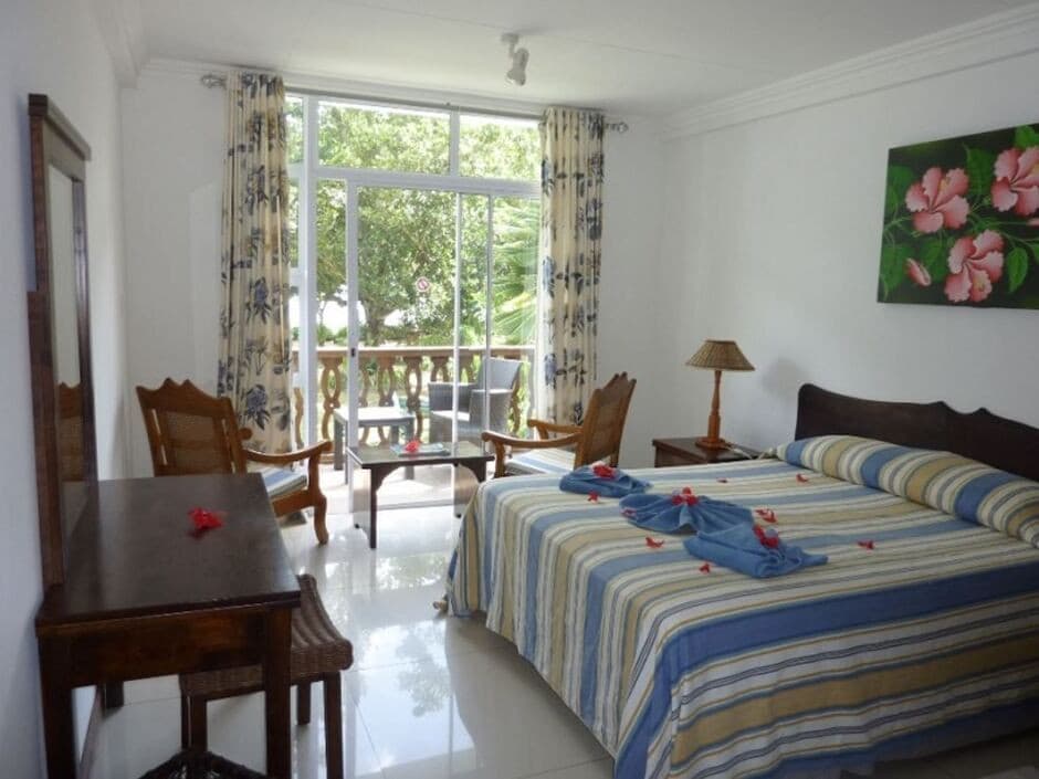 AUGERINE SMALL HOTEL