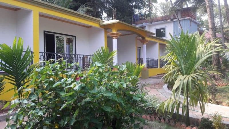 Lavish Exotic Hotel & Apartments (ex. Lavish Cottages)
