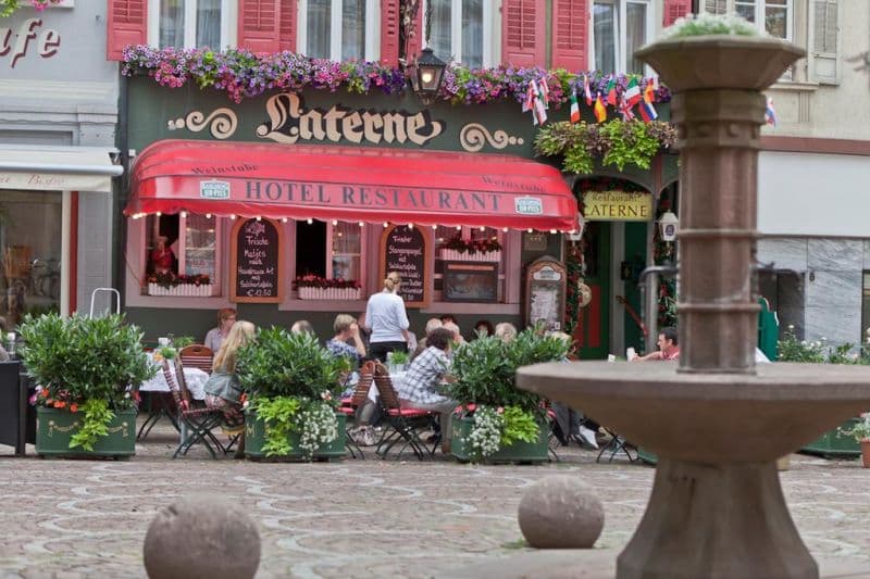 ALTE LATERNE