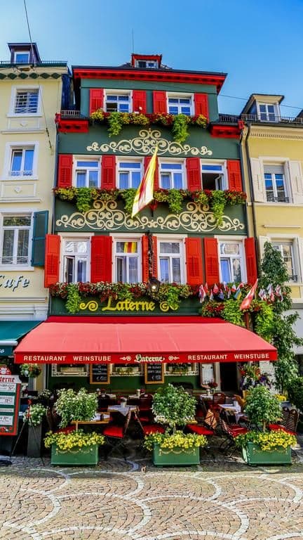 ALTE LATERNE