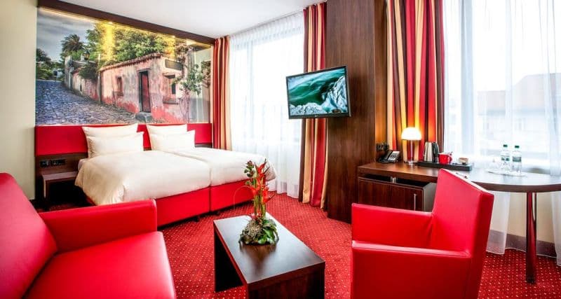BEST WESTERN PLUS PLAZA BERLIN KURFURSTENDAMM  (EX. AMEDIA BERLIN)