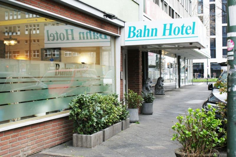 BAHN HOTEL DUSSELDORF