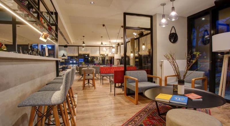 BOUTIQUE 125 HAMBURG AIRPORT