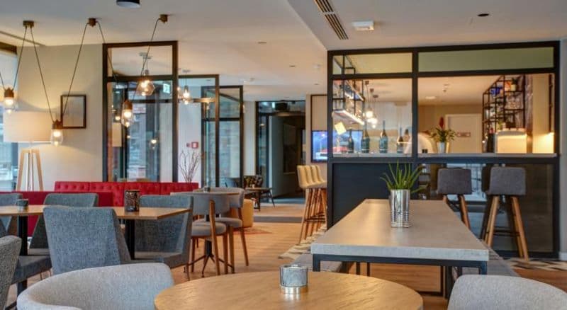 BOUTIQUE 125 HAMBURG AIRPORT