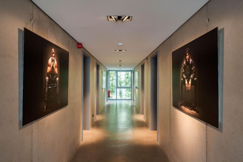 BURNS ART COLOGNE