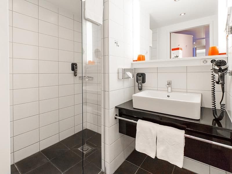 DORMERO HOTEL FRANKFURT MESSE