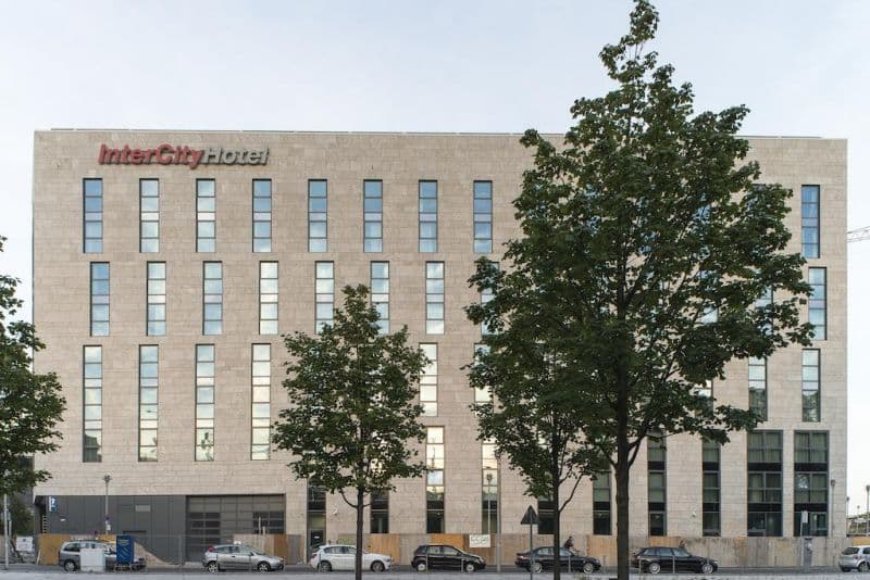 INTERCITY BERLIN HAUPTBAHNHOF