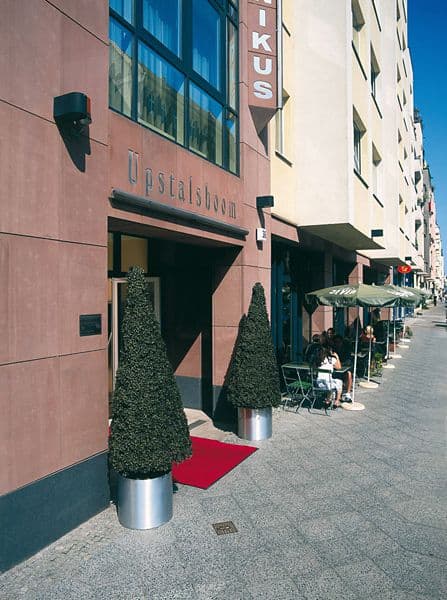 UPSTALSBOOM HOTEL FRIEDRICHSHAIN