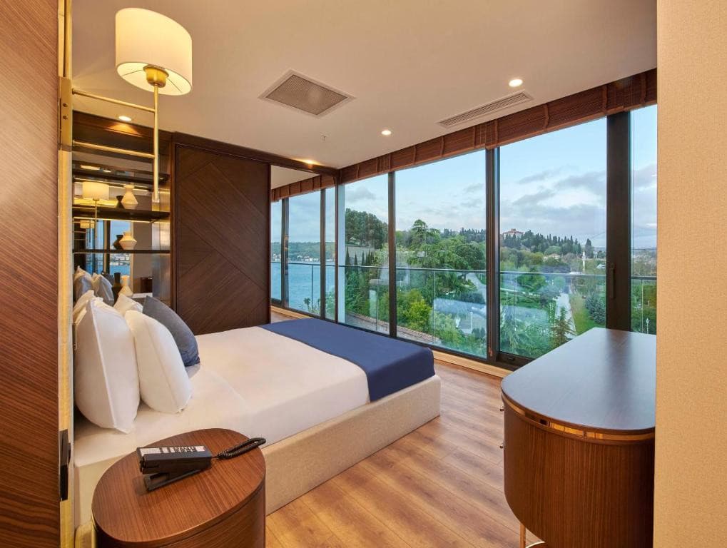 CIRAGAN HOTEL BOSPHORUS