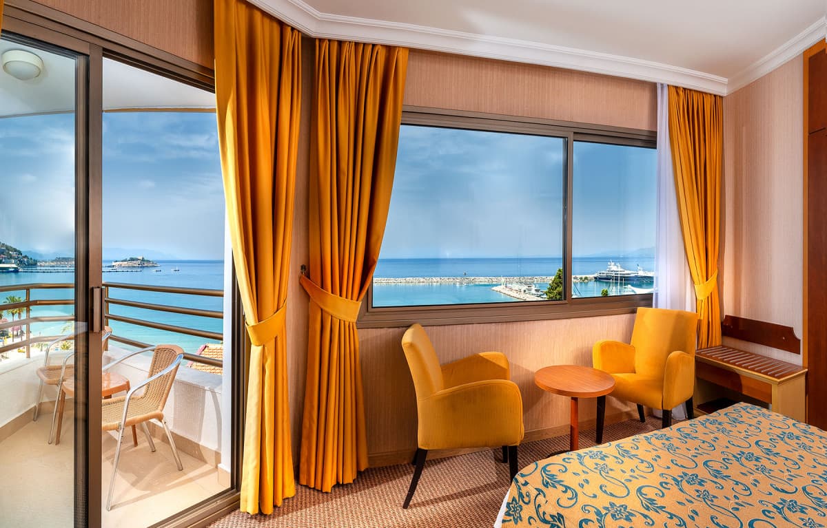 PALM HOTEL