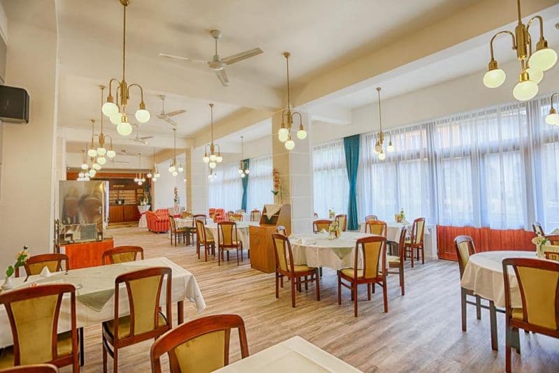 ENSANA JALTA HEALTH SPA HOTEL (EX. JALTA & DEPANDENCES)