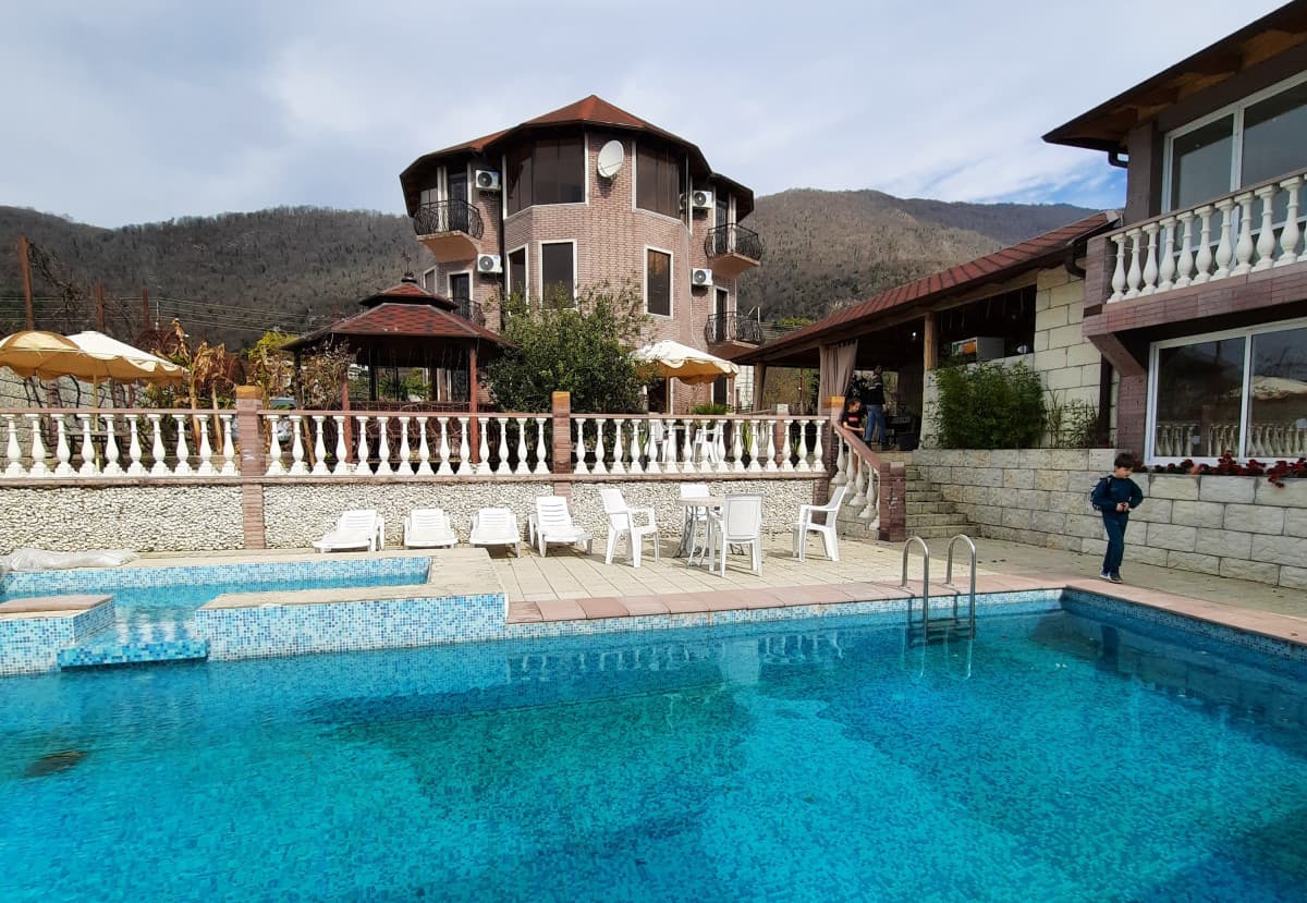 VILLA FAMILIA (ВИЛЛА ФАМИЛИЯ)