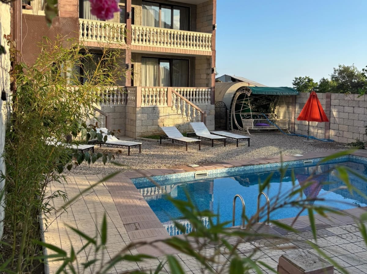 VILLA FAMILIA (ВИЛЛА ФАМИЛИЯ)