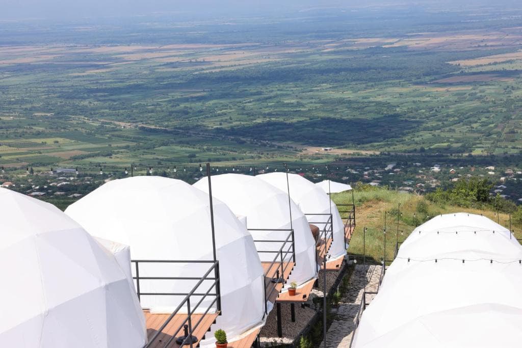 SIGNAGI GLAMPING 