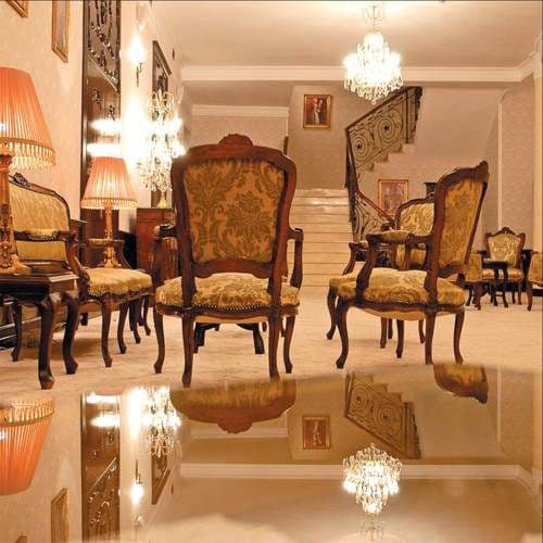 VERE PALACE