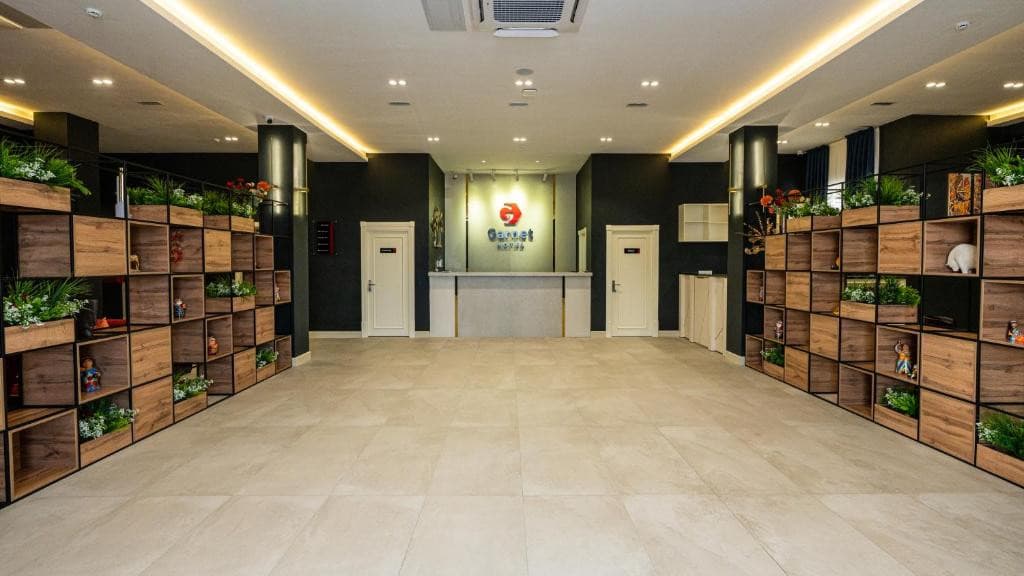 GARNET MIR HOTEL