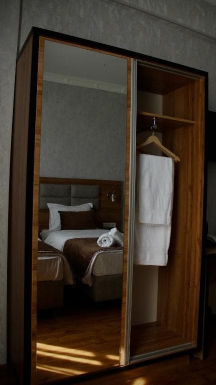 GRAND SHOSH HOTEL