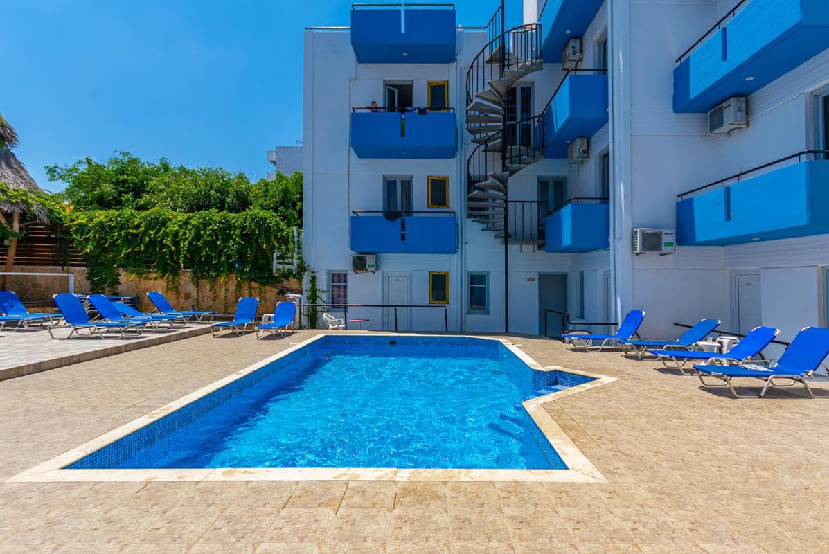SIMPLE HERSONISSOS BLUE (EX. AVERINOS HOTEL)