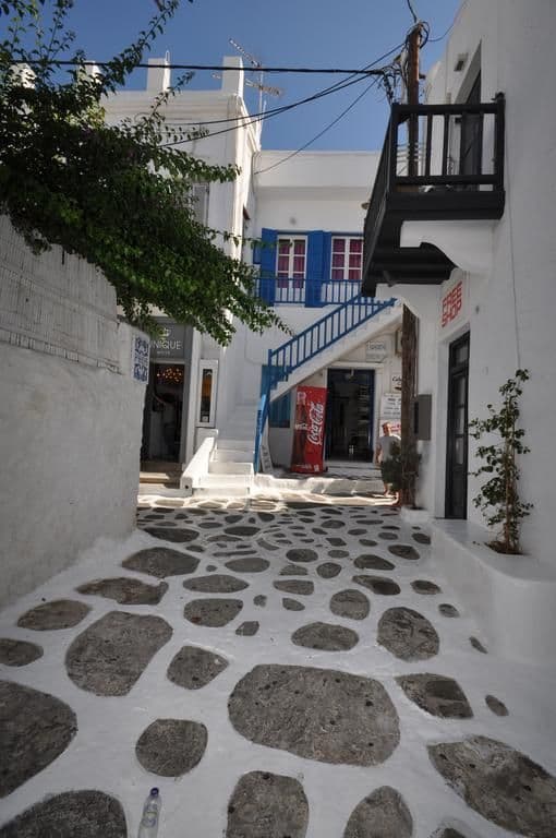 FOURNAKIA PENSION