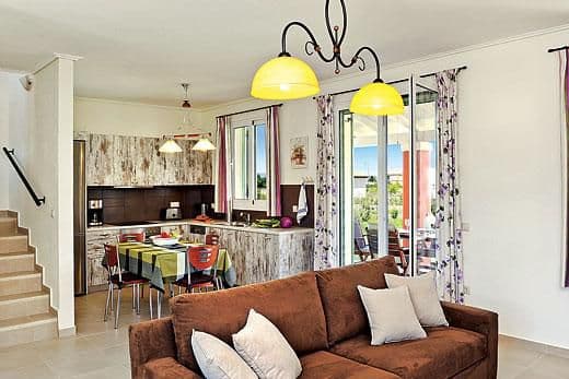 GIALETTI VILLA ALMIROS