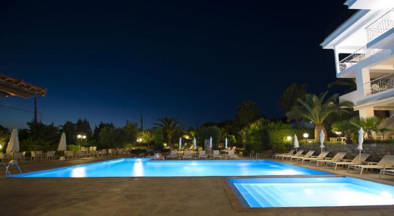 GLAVAS INN