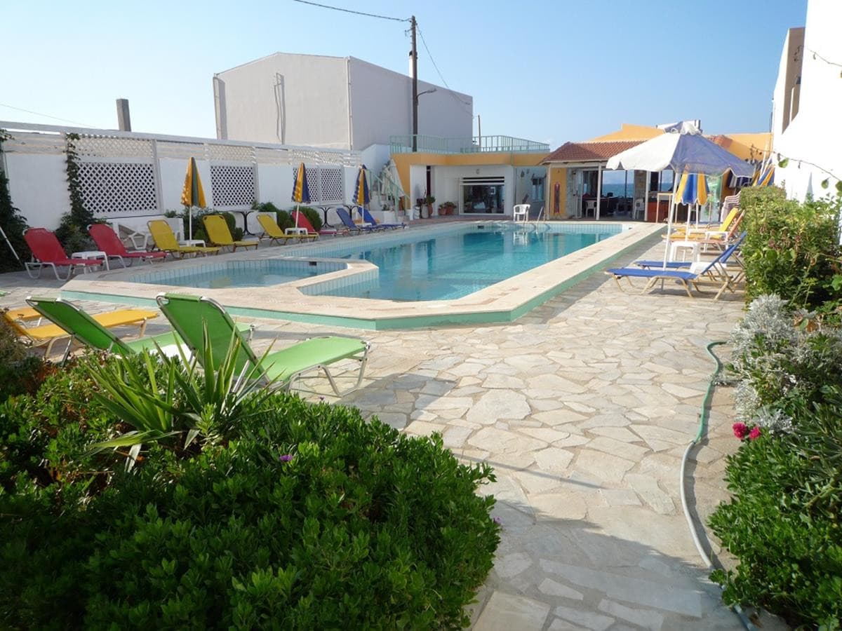 HERAKLION FITNESS RESORT (EX. HARIS APARTMENTS KOKKINI HANI)