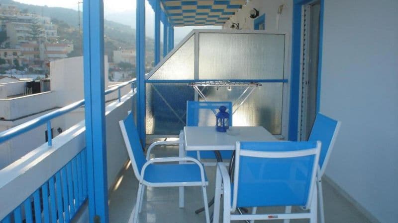 IKONOMAKIS APT