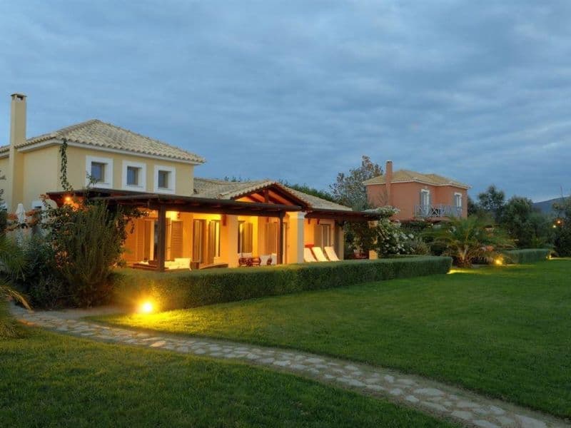 IOLIS VILLAS GIALOVA